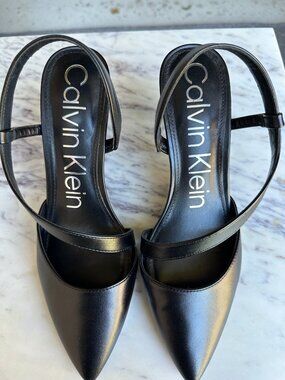 Calvin Klein Greer Black Heels Pumps Closed Pointed Toe Elegant Women's Size 8.5